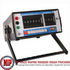 TIME ELECTRONICS 1017 DC Multifunction VIR Calibrator